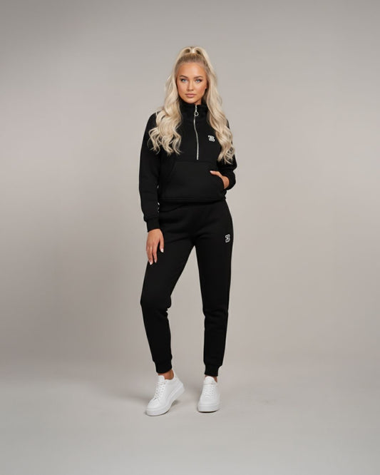 Pre-Order : Black 1/2 Zip Sweatshirt